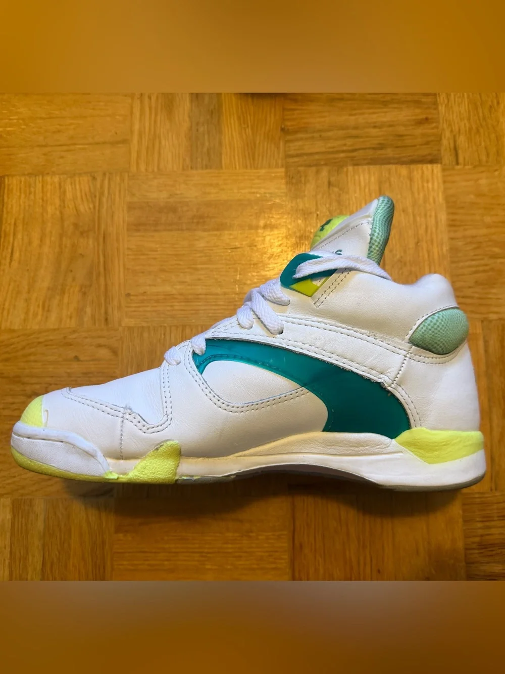 Original 1990 Reebok Pump - Picture 8 of 15